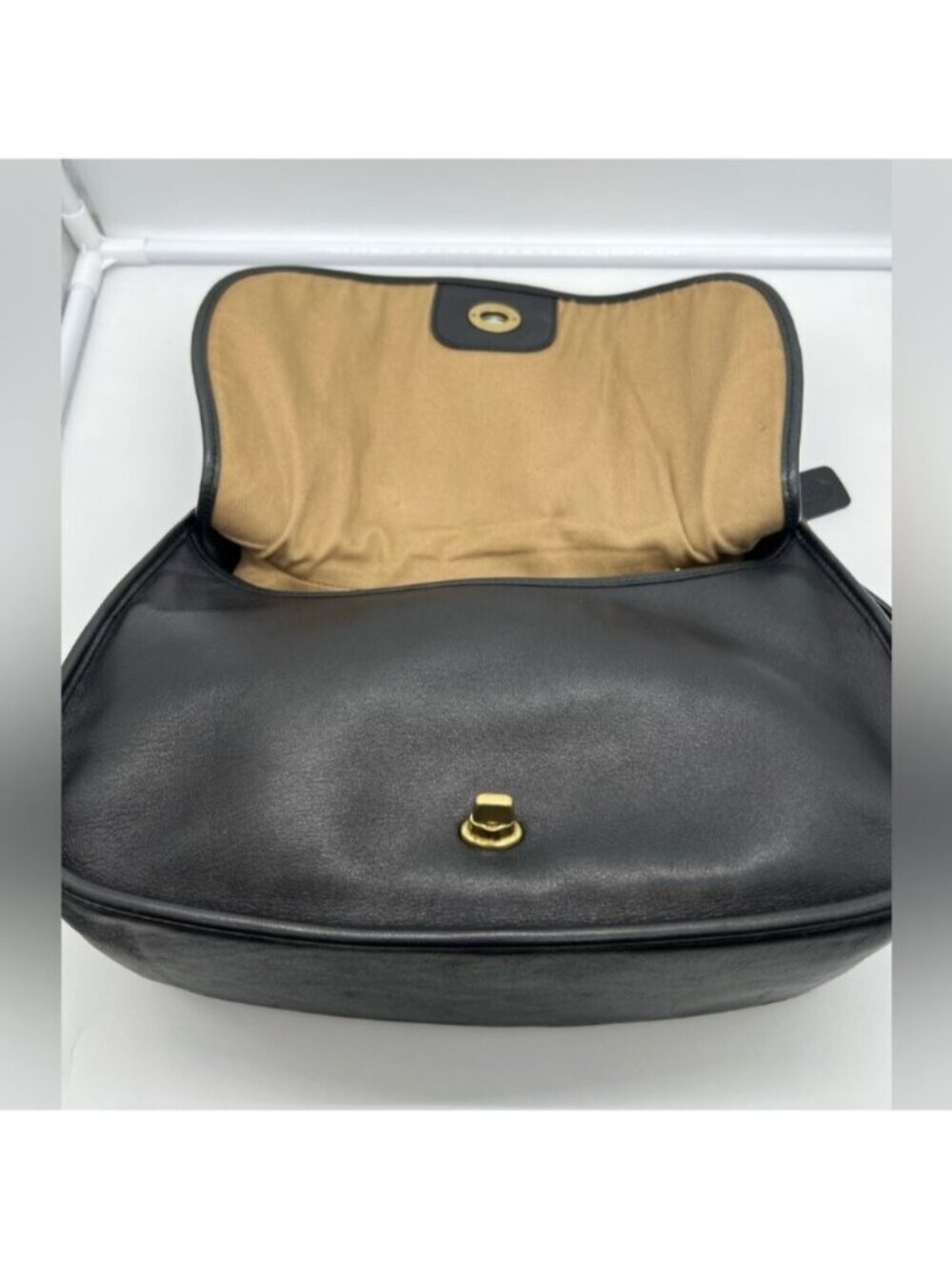 COACH VINTAGE 9338 Y2K Legacy Crescent Black Leather Shoulder Crossbody Hobo Bag - Picture 10 of 16